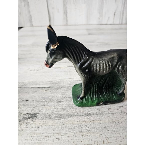 Vintage donkey nativity AS IS stable Xmas decor - Picture 3 of 8